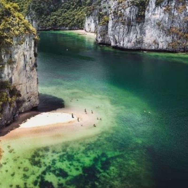 5-star Hera Grand Luxury Cruise – 3-Day Ha Long Bay Discovery (13) 5-star Hera Grand Luxury Cruise – 3-Day Ha Long Bay Discovery