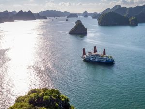 5-star Le Journey Luxury Cruise – 2-Day Journey to Viet Hai Village and Lan Ha Bay