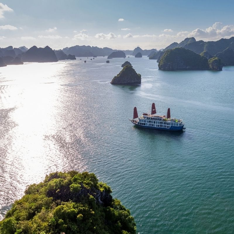 5-star Le Journey Luxury Cruise – 2-Day Journey to Viet Hai Village and Lan Ha Bay (4) 5-star Le Journey Luxury Cruise – 2-Day Journey to Viet Hai Village and Lan Ha Bay