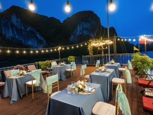 Amanda Legend Cruise – 2 Day Ha Long Bay 5 Star Escape