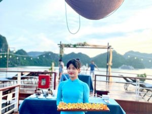 Amanda Luxury Cruise – 2 Days 1 Night Halong & Lan Ha Bay Exploration