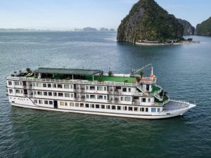 Amanda Premier Cruise 3 Days 2 Nights – Luxurious Ha Long Bay Exploration