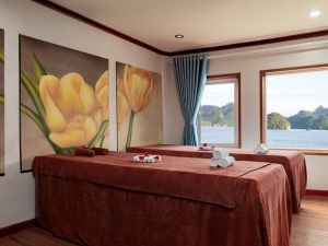 Amanda Premier Cruise 3 Days 2 Nights – Luxurious Ha Long Bay Exploration