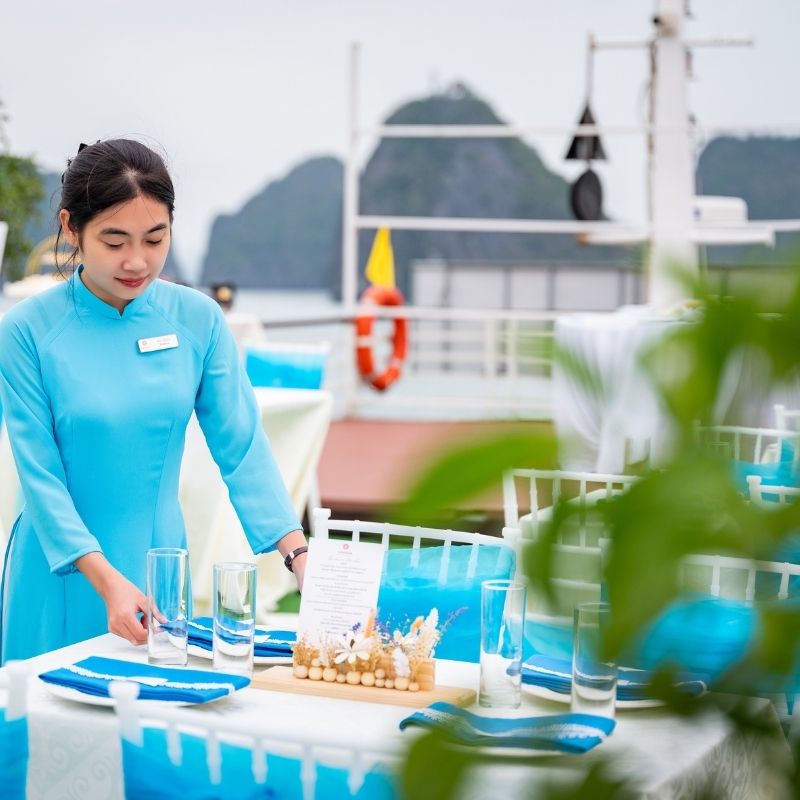 Amanda Premier Cruise 3 Days 2 Nights – Luxurious Ha Long Bay Exploration (5) Amanda Premier Cruise 3 Days 2 Nights – Luxurious Ha Long Bay Exploration