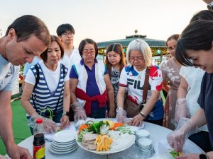 Amanda Premier Cruise 5-Star – 2 Days Ha Long Bay Exploration