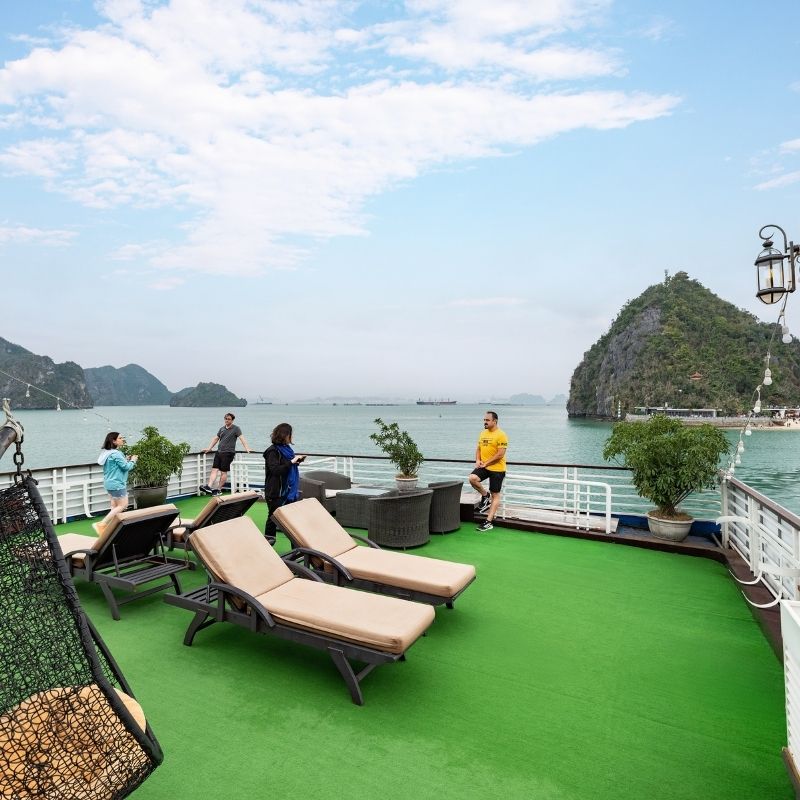 Amanda Premier Cruise 5-Star – 2 Days Ha Long Bay Exploration