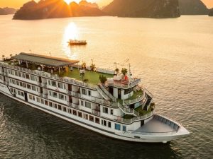 Amanda Premier Cruise 5-Star – 2 Days Ha Long Bay Exploration