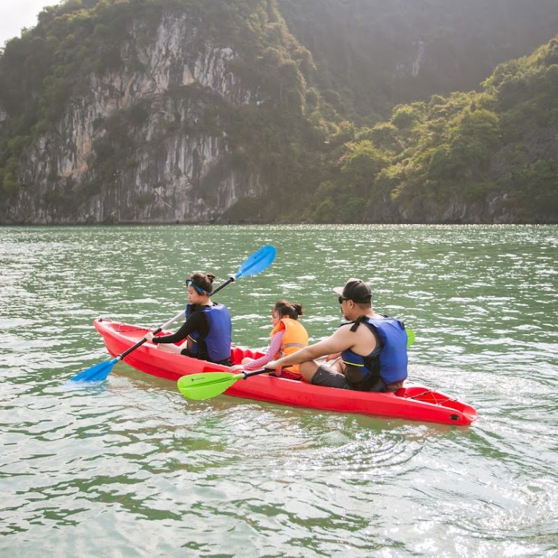 Enchanting Ha Long & Lan Ha Bay Escape on Erina Cruise – 2 Days 1 Night