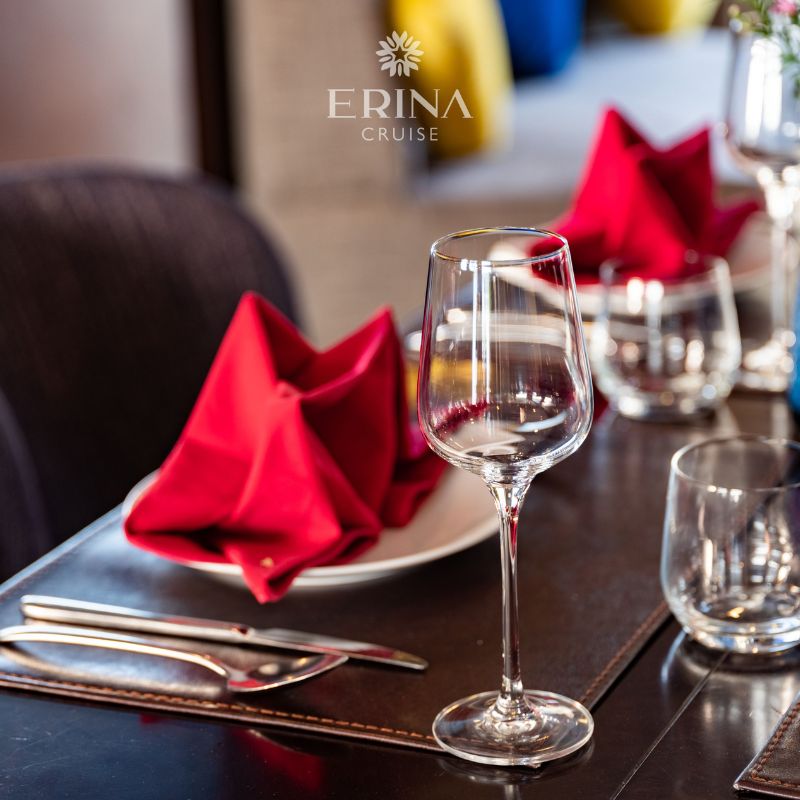 Enchanting Ha Long & Lan Ha Bay Escape on Erina Cruise – 2 Days 1 Night (6) Enchanting Ha Long & Lan Ha Bay Escape on Erina Cruise – 2 Days 1 Night