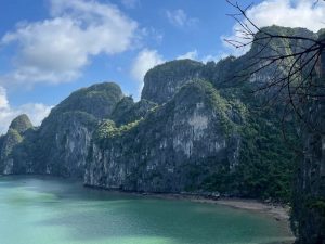 Explore Ha Long Bay with Amanda Legend Cruise – 2-Day Luxury Adventure of Caves and Islands