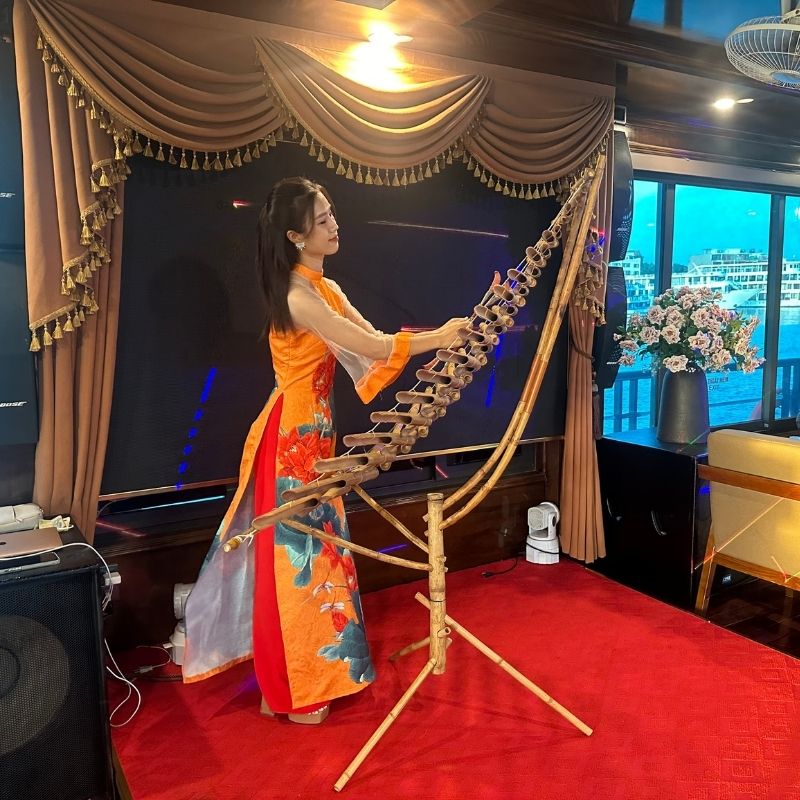 Ha Long Bay 1 Day Tour with Ha Long Sonata Cruise – 5.5-Hour Scenic Discovery