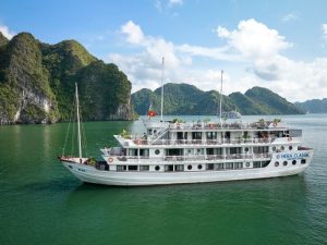 Ha Long Bay 2-Day Luxury Cruise with Hera Classic Boutique – Cave and Island Discovery