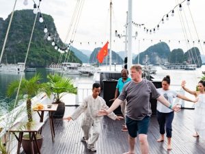 Ha Long Bay 2-Day Luxury Cruise with Hera Classic Boutique – Cave and Island Discovery