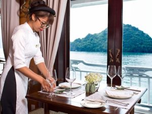 Ha Long Bay 2-Day Luxury Cruise with Hera Classic Boutique – Cave and Island Discovery