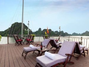 Ha Long Bay 3-Day Cruise with Amanda Legend Cruise – Full Exploration of Caves, Islands & Hidden Gems