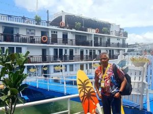 Ha Long Bay 3-Day Cruise with Amanda Legend Cruise – Full Exploration of Caves, Islands & Hidden Gems