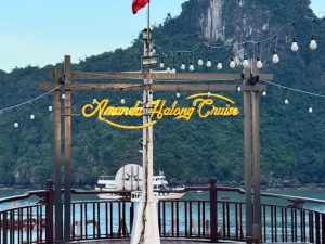 Ha Long Bay 3-Day Cruise with Amanda Legend Cruise – Full Exploration of Caves, Islands & Hidden Gems
