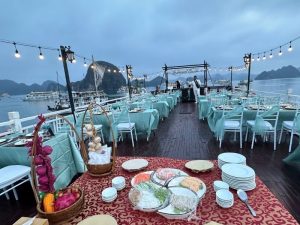 Ha Long Bay 3-Day Le Journey Premium Cruise – Explore Sung Sot Cave, Titop Island, Lan Ha Bay & Pearl Farm
