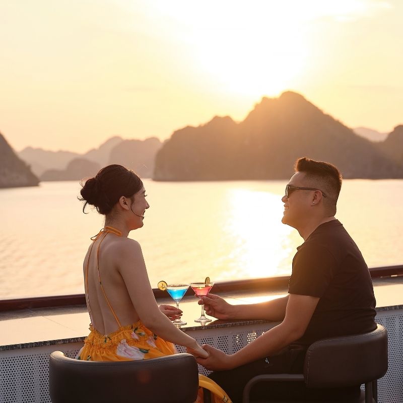 Ha Long Bay Day Cruise with Diamond Cruise – 1 Day Scenic Journey