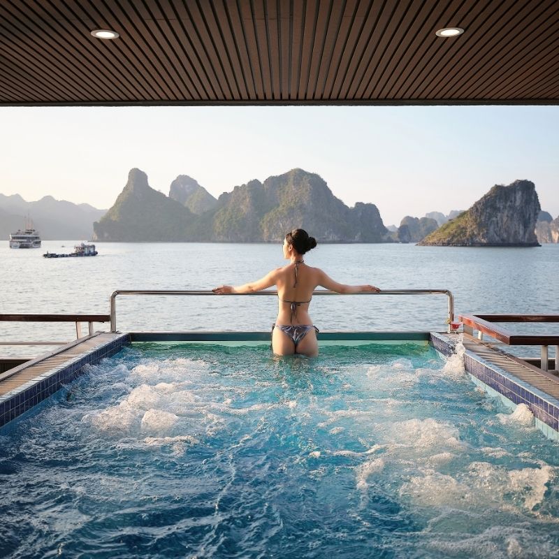 Ha Long Bay Day Cruise with Diamond Cruise – 1 Day Scenic Journey