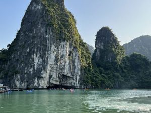 Ha Long Bay Day Cruise with Wego Ha Long – 6 Hour Scenic Journey