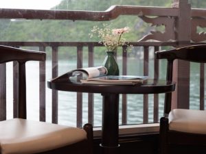 Ha Long Bay Luxury Cruise – 2-Day Scenic Journey with 5 Star Amanda Cruise