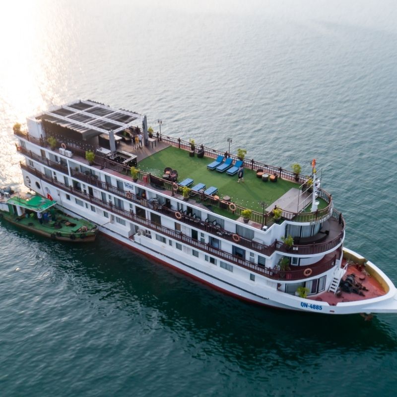 Ha Long Bay Luxury Cruise – 2-Day Scenic Journey with 5 Star Amanda Cruise