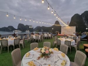 Ha Long Bay Luxury Cruise – 3-Day Journey with 5 Star Amanda Cruise