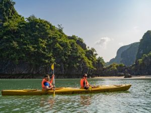 Ha Long Bay Luxury Cruise – 3-Day Journey with 5 Star Amanda Cruise