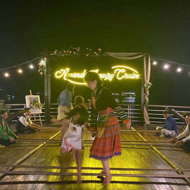 Ha Long Bay Luxury Cruise – 4 Days 3 Nights Journey with Amanda Legend ( Line 3 ) ( Contact Price ) (36) Ha Long Bay Luxury Cruise – 4 Days 3 Nights Journey with Amanda Legend ( Line 3 ) ( Contact Price )