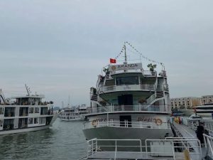 Ha Long Bay Luxury Cruise – 4 Days, 3 Nights Journey with Amanda Legend ( Line 4 ) ( Contact Price )