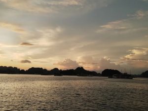 Ha Long Bay Luxury Cruise – 4 Days, 3 Nights Journey with Amanda Legend ( Line 4 ) ( Contact Price )