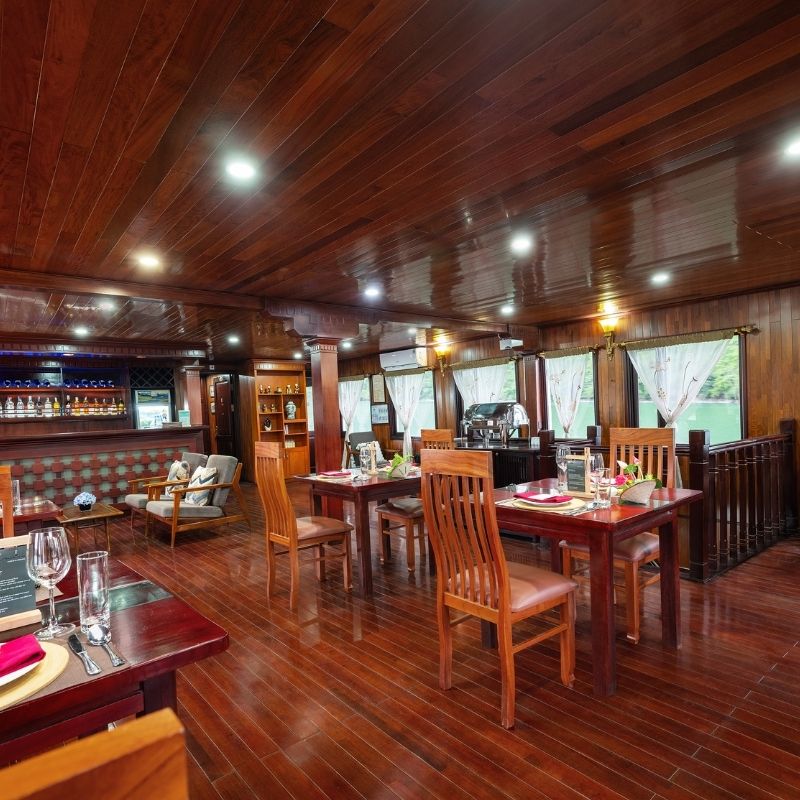 Ha Long Bay Luxury Cruise – 4 Days, 3 Nights Journey with Amanda Legend ( Line 4 ) ( Contact Price ) (7) Ha Long Bay Luxury Cruise – 4 Days, 3 Nights Journey with Amanda Legend ( Line 4 ) ( Contact Price )