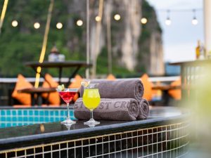 Ha Long Bay Luxury Day With Maia Cruise – 7.5-Hour Scenic Exploration