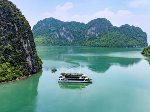 Ha Long Bay Luxury Day With Maia Cruise – 7.5-Hour Scenic Exploration