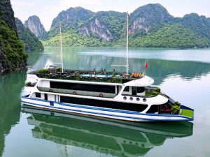 Ha Long Bay Luxury Day With Maia Cruise – 7.5-Hour Scenic Exploration