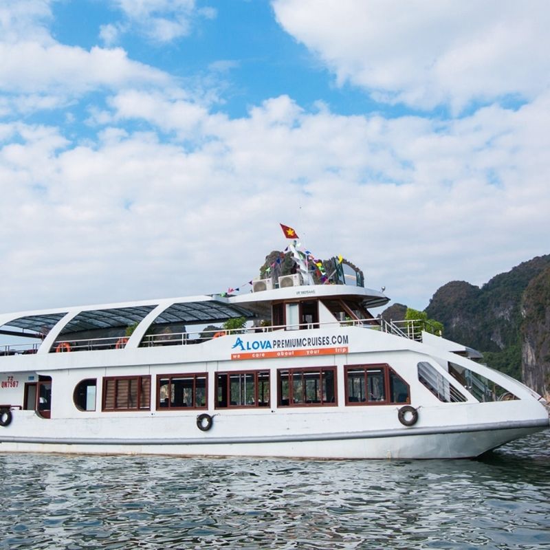 Ha Long Bay Premium Day Cruise with Alova – 5.5-Hour Scenic Discovery