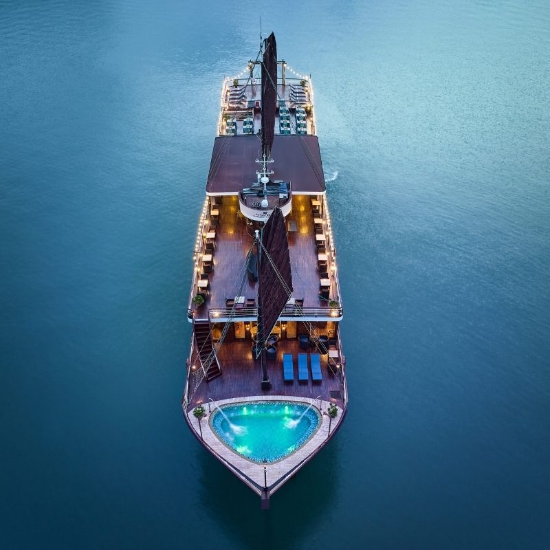 Ha Long Bay and Lan Ha Bay Luxury Cruise – 3 Days 2 Nights Journey with Amanda Luxury Cruise (16) Ha Long Bay and Lan Ha Bay Luxury Cruise – 3 Days 2 Nights Journey with Amanda Luxury Cruise