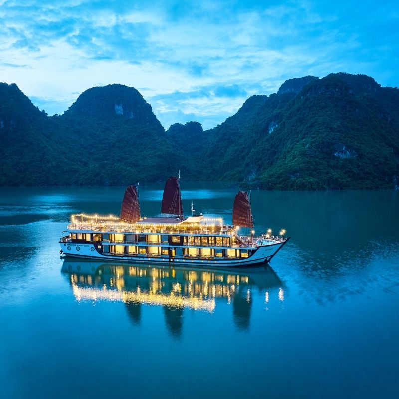 Ha Long Bay and Lan Ha Bay Luxury Cruise – 3 Days 2 Nights Journey with Amanda Luxury Cruise (18) Ha Long Bay and Lan Ha Bay Luxury Cruise – 3 Days 2 Nights Journey with Amanda Luxury Cruise