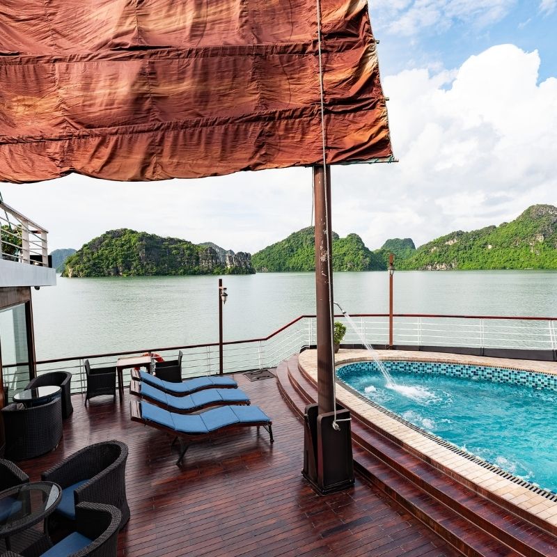 Ha Long Bay and Lan Ha Bay Luxury Cruise – 3 Days 2 Nights Journey with Amanda Luxury Cruise (20) Ha Long Bay and Lan Ha Bay Luxury Cruise – 3 Days 2 Nights Journey with Amanda Luxury Cruise