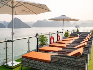 Ha Long Bay – Lan Ha Bay 2-Day 1-Night Cruise Tour with Dark & Bright Cave Exploration
