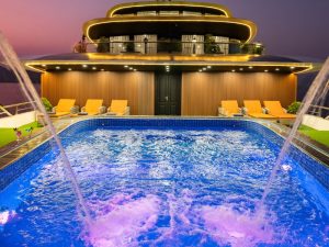 Ha Long Bay – Lan Ha Bay 2-Day 1-Night Cruise Tour with Dark & Bright Cave Exploration