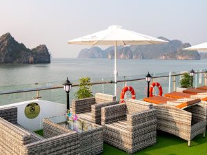 Ha Long Bay – Lan Ha Bay 3-Day 2-Night Cruise with Viet Hai Village and Dark & Bright Cave