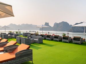 Ha Long Bay – Lan Ha Bay 3-Day 2-Night Cruise with Viet Hai Village and Dark & Bright Cave