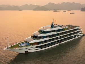 Ha Long Bay – Lan Ha Bay 3-Day 2-Night Cruise with Viet Hai Village and Dark & Bright Cave