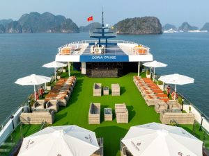 Ha Long Bay – Lan Ha Bay 3-Day 2-Night Cruise with Viet Hai Village and Dark & Bright Cave