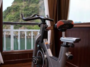 Ha Long Bay – Lan Ha Bay Overnight Cruise – 2 Days 1 Night Exploration