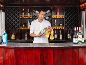 La Regina Classic Cruise 2 Days 1 Night - Bai Tu Long Bay