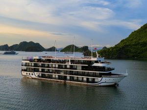 La Regina Grand Cruise 2 Days 1 Night