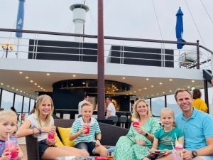 Le Journey Elegance Cruise – 3 Days 2 Luxury Voyage in Ha Long and Lan Ha Bay
